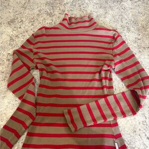 Striped Ribbed Turtleneck Sweater - Red and Tan